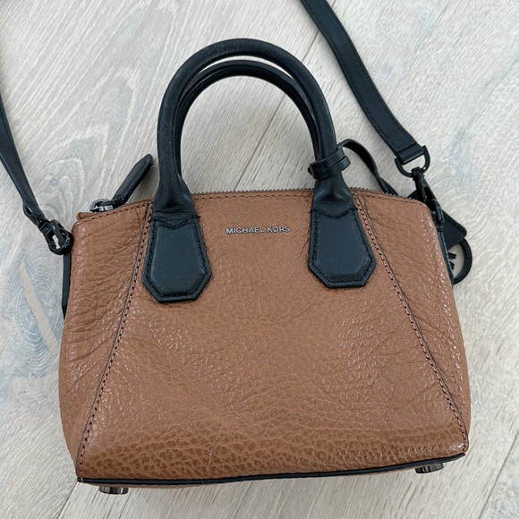 NWT Michael Kors XS satchel - Picture 3 of 9